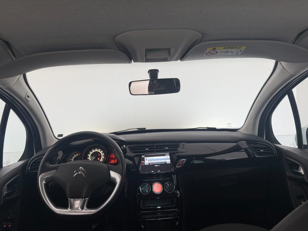 CITROEN C3 PureTech 82 Exclusive - 10