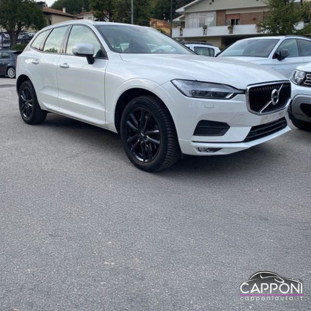 VOLVO XC60 2WD Geartronic Momentum Harman-Kardon 