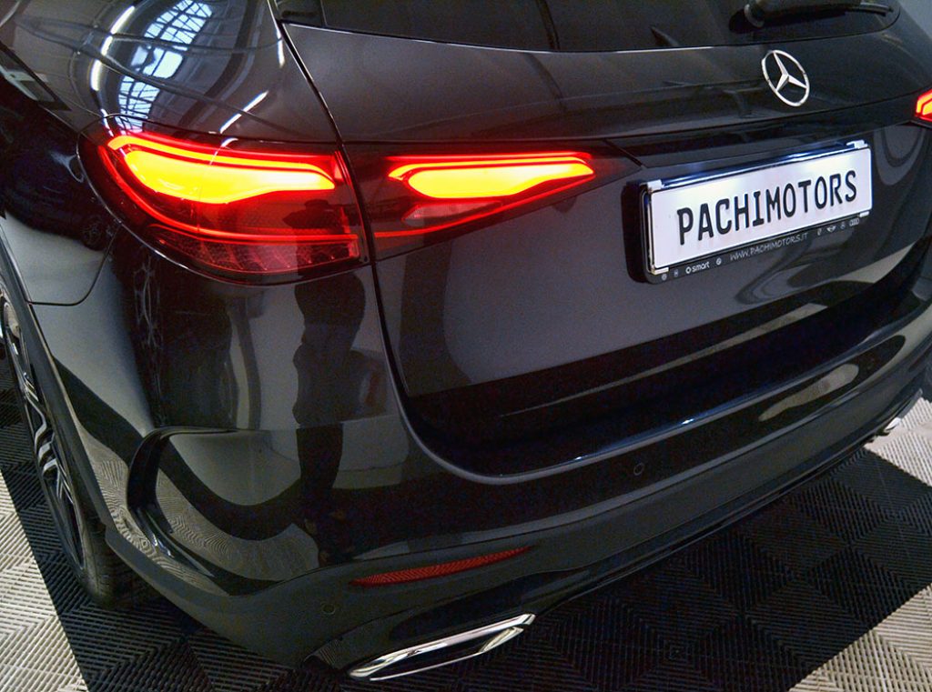 MERCEDES-BENZ GLC 220 d 4Matic Mild Hybrid AMG Line Premium-Tetto-HUD - 29
