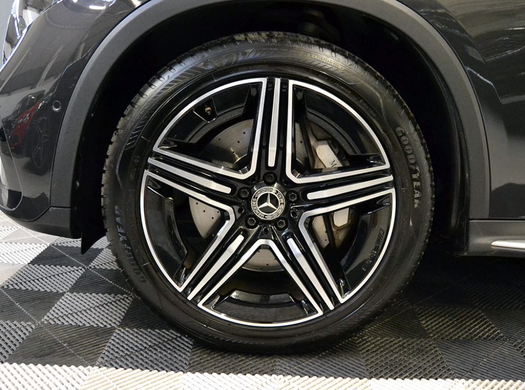 MERCEDES-BENZ GLC 220 d 4Matic Mild Hybrid AMG Line Premium-Tetto-HUD - 31