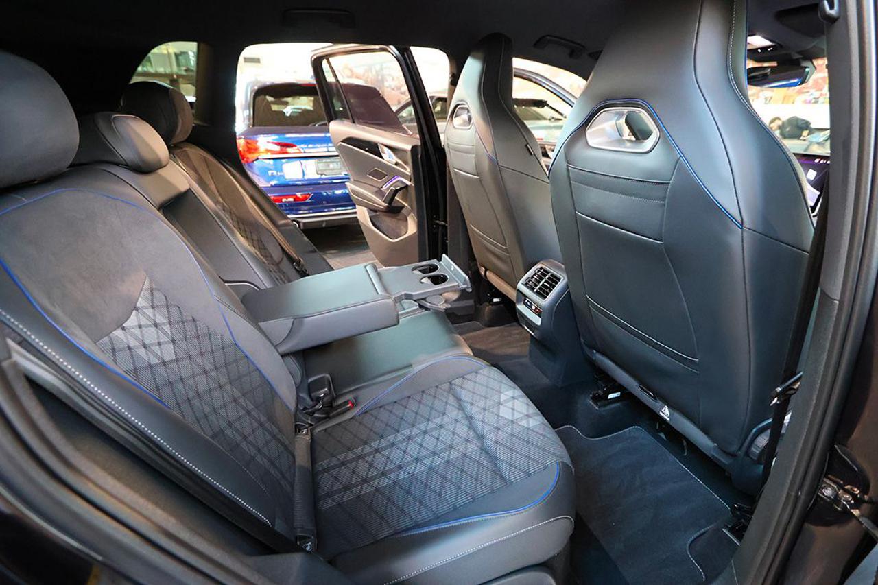 VOLKSWAGEN Tiguan 2.0 TDI 150cv DSG R-Line - 18
