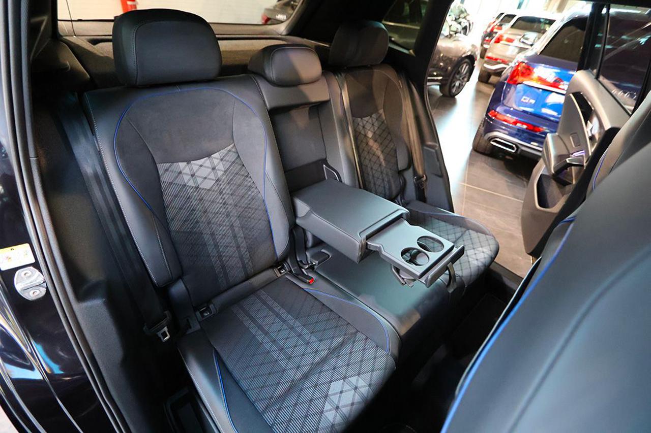 VOLKSWAGEN Tiguan 2.0 TDI 150cv DSG R-Line - 19