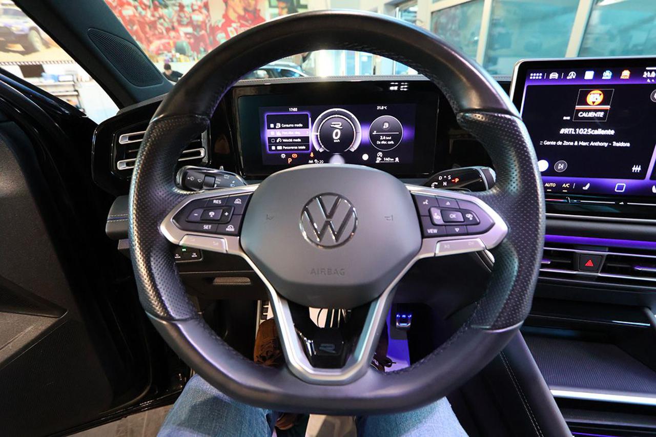 VOLKSWAGEN Tiguan 2.0 TDI 150cv DSG R-Line - 20