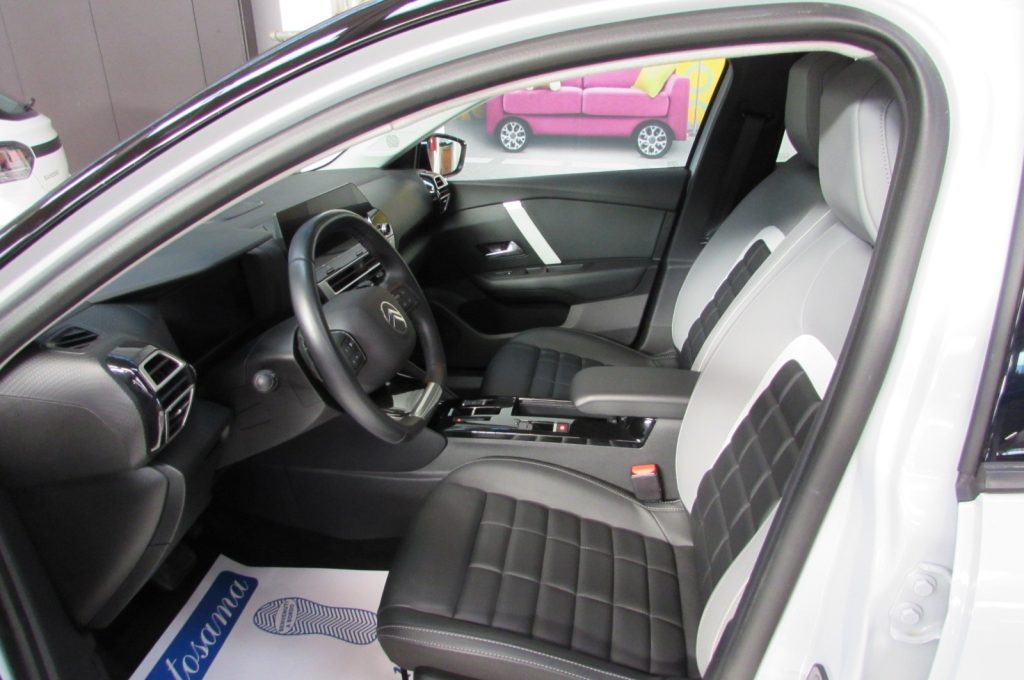 CITROEN C4 1.2 PureTech 130 S&S EAT8 Max BICOLOR - 8