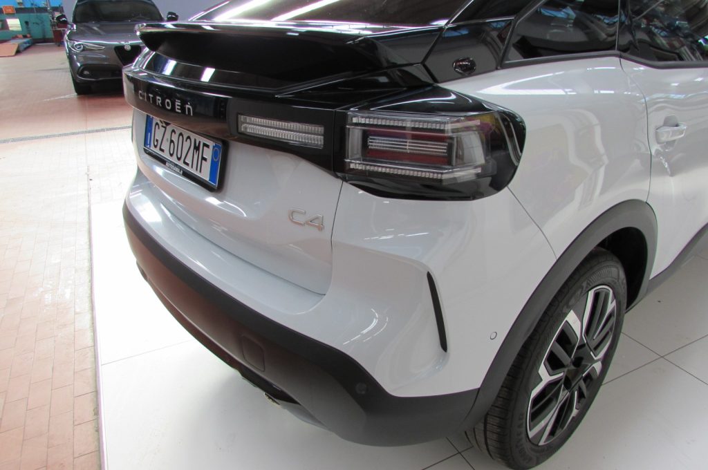 CITROEN C4 1.2 PureTech 130 S&S EAT8 Max BICOLOR - 17