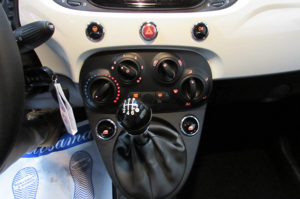 FIAT 500 1.0 Hybrid Cult - 11