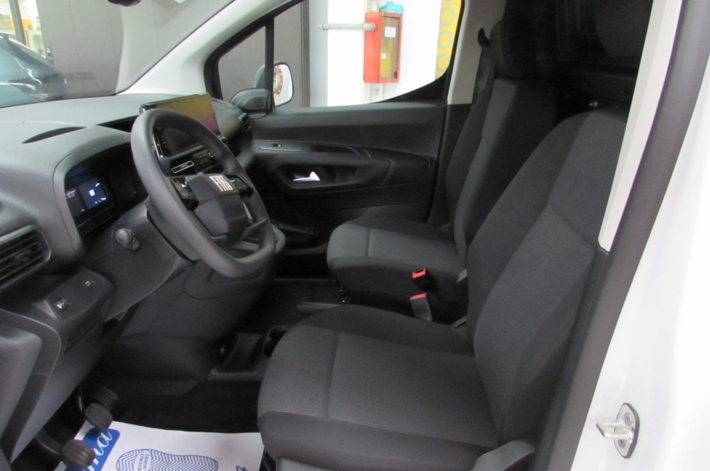 FIAT Doblo 1.5 BlueHdi 130CV PL-TN Van KMZERO - 7