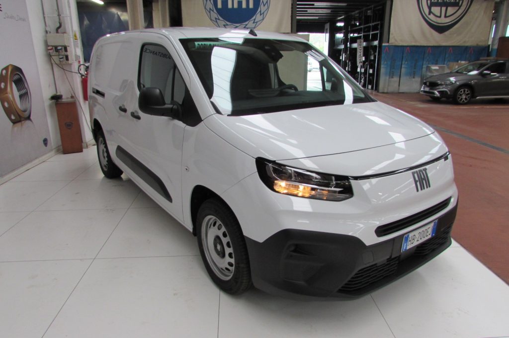 FIAT Doblo 1.5 BlueHdi 130CV PL-TN Van KMZERO - 3