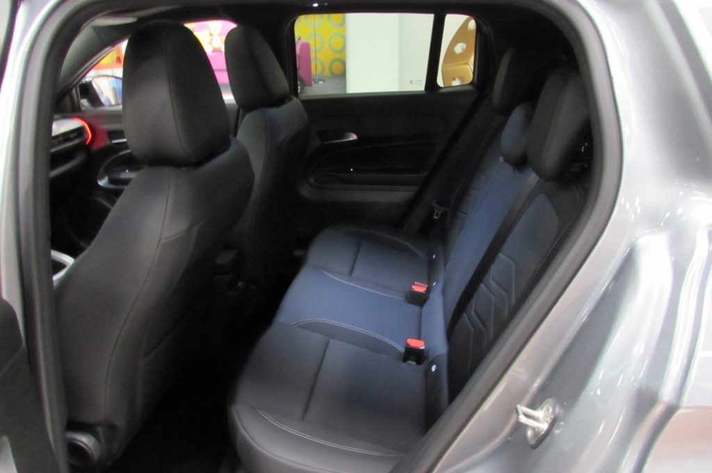 JEEP Avenger 1.2 Turbo 110 CV MHEV Summit KMZERO NAV+TETTO - 12