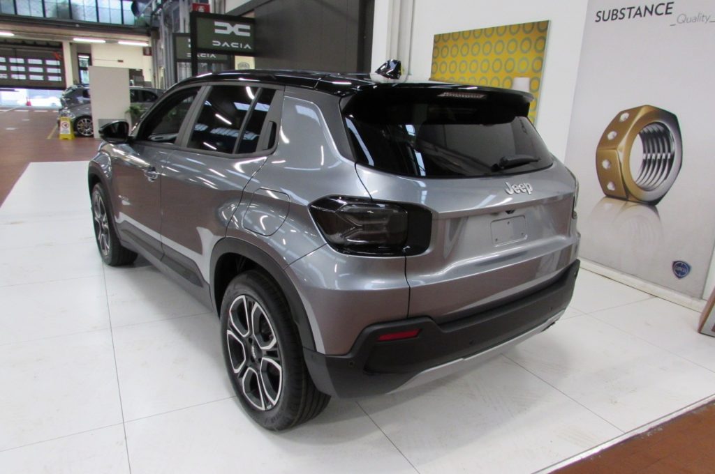 JEEP Avenger 1.2 Turbo 110 CV MHEV Summit KMZERO NAV+TETTO - 4