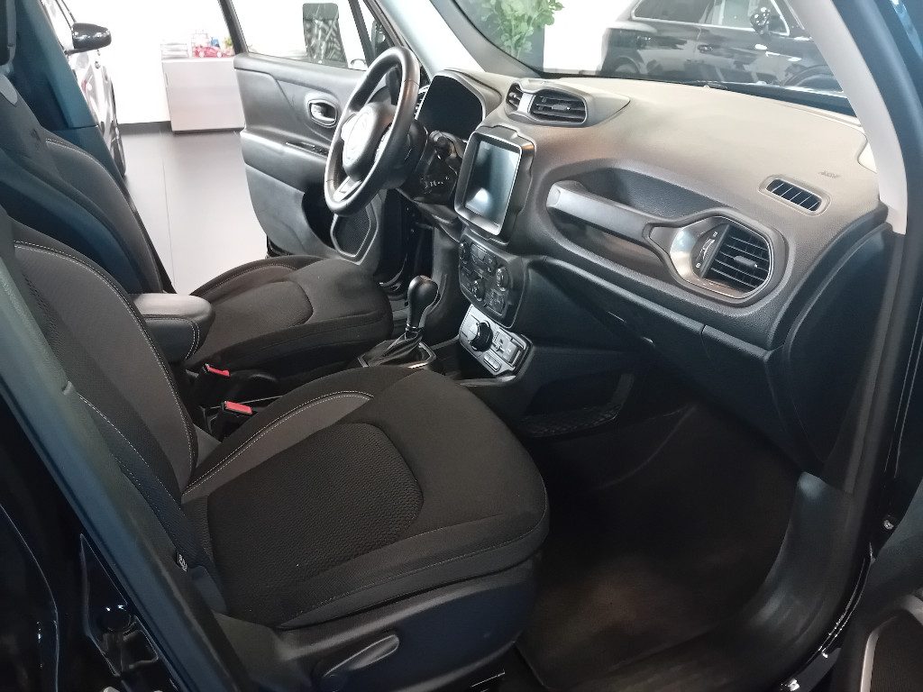 Clicca per ingrandire Renegade - 1.3 T4 190CV PHEV 4xe AT6 Limited OFFERTA PROMO!!!