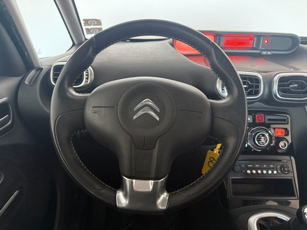 CITROEN C3 Picasso BlueHDi 100 Exclusive Cinema - 8