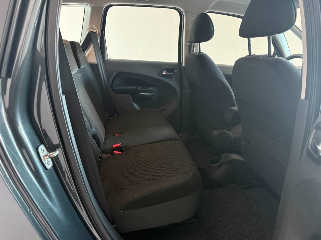 CITROEN C3 Picasso BlueHDi 100 Exclusive Cinema - 17