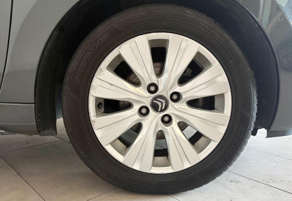 CITROEN C3 Picasso BlueHDi 100 Exclusive Cinema - 21