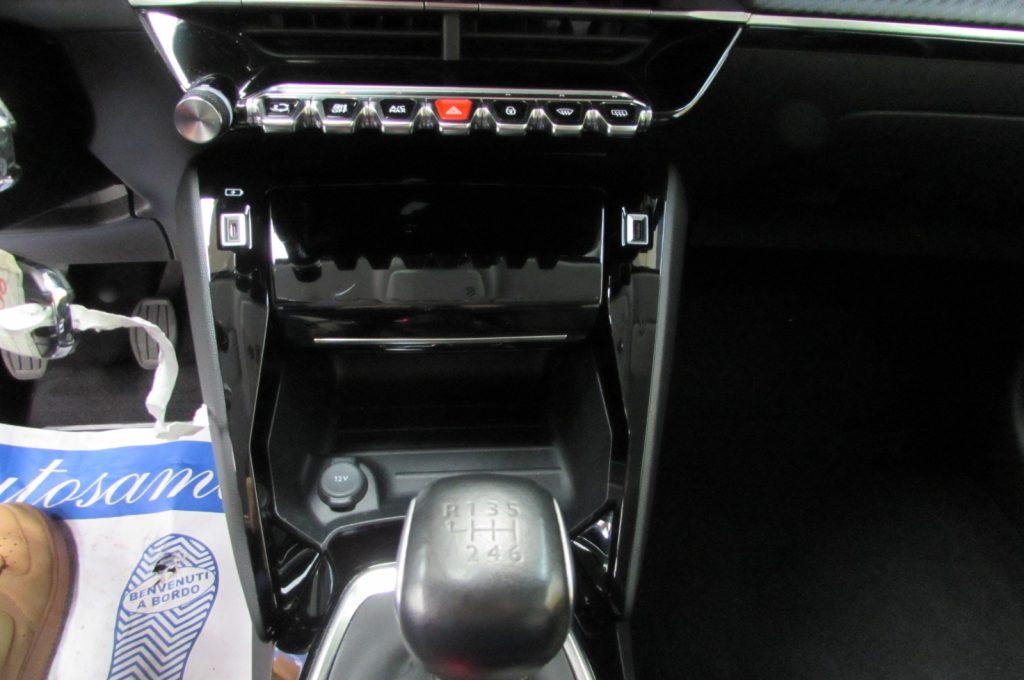 PEUGEOT 208 1.2 PureTech 100 Stop&Start 5 porte Allure - 11