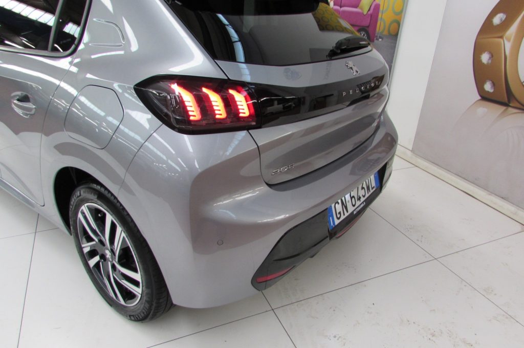 PEUGEOT 208 1.2 PureTech 100 Stop&Start 5 porte Allure - 15