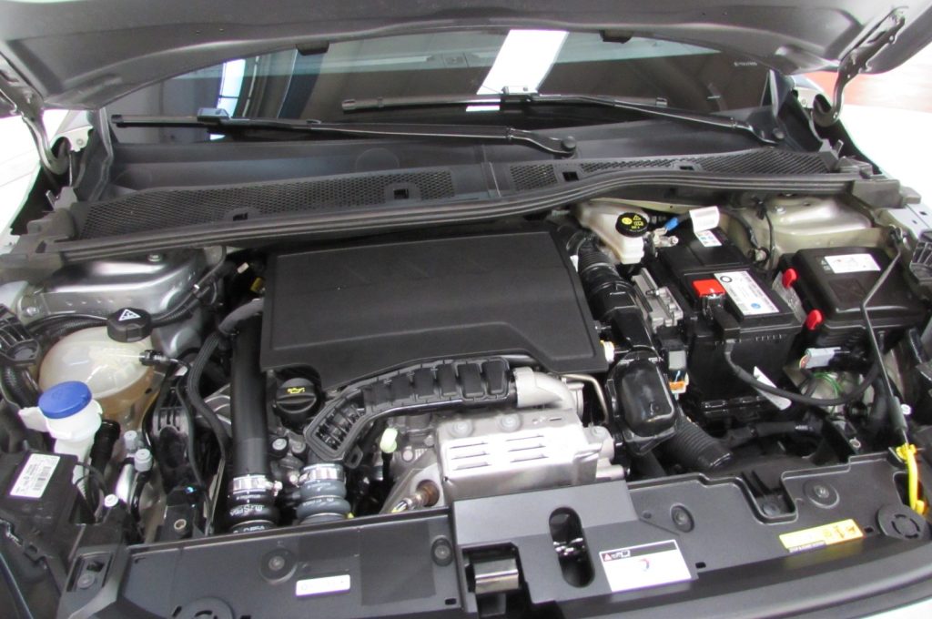 PEUGEOT 208 1.2 PureTech 100 Stop&Start 5 porte Allure - 19