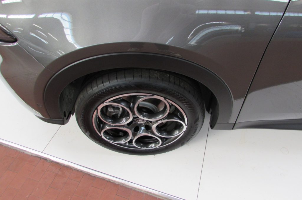 ALFA ROMEO Tonale 1.3 280 CV PHEV AT6 Q4 Sprint - 7