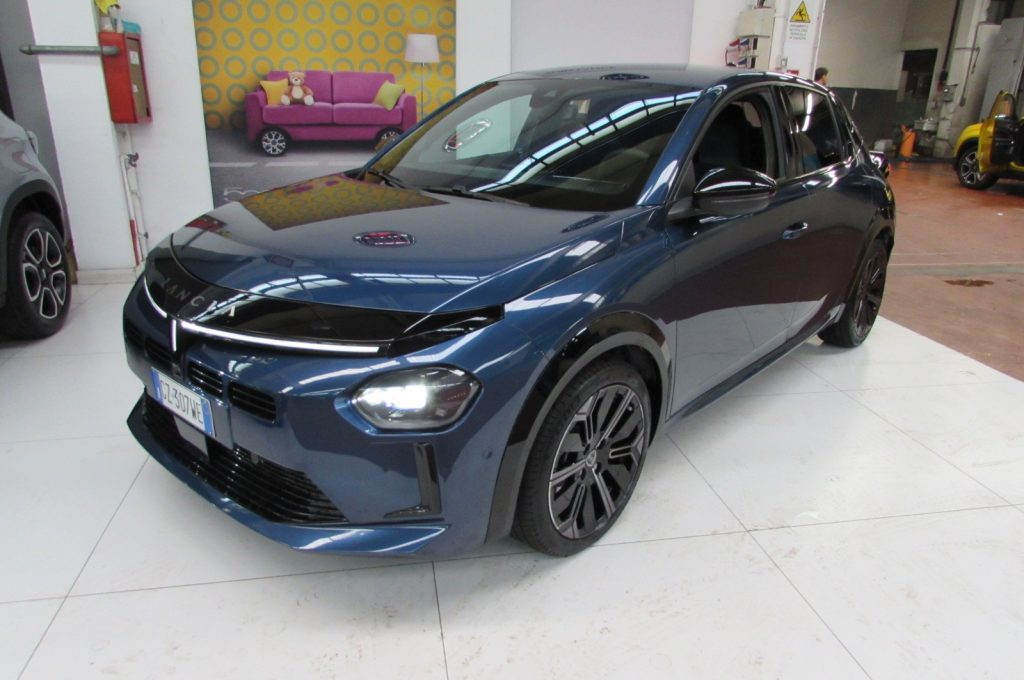LANCIA Ypsilon 1.2 Hybrid e-DCT 110cv Edizione Cassina - 2
