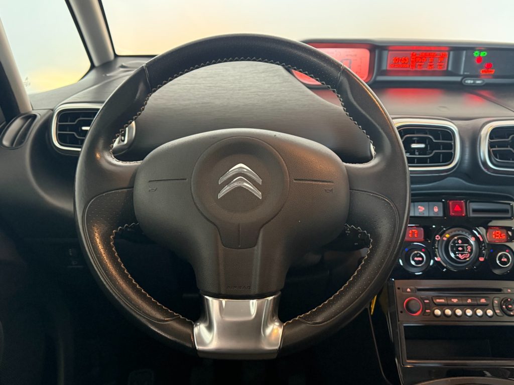 CITROEN C3 Picasso BlueHDi 100 Exclusive - 9