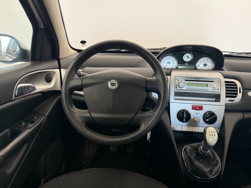 LANCIA Ypsilon 1.2 Argento - 11