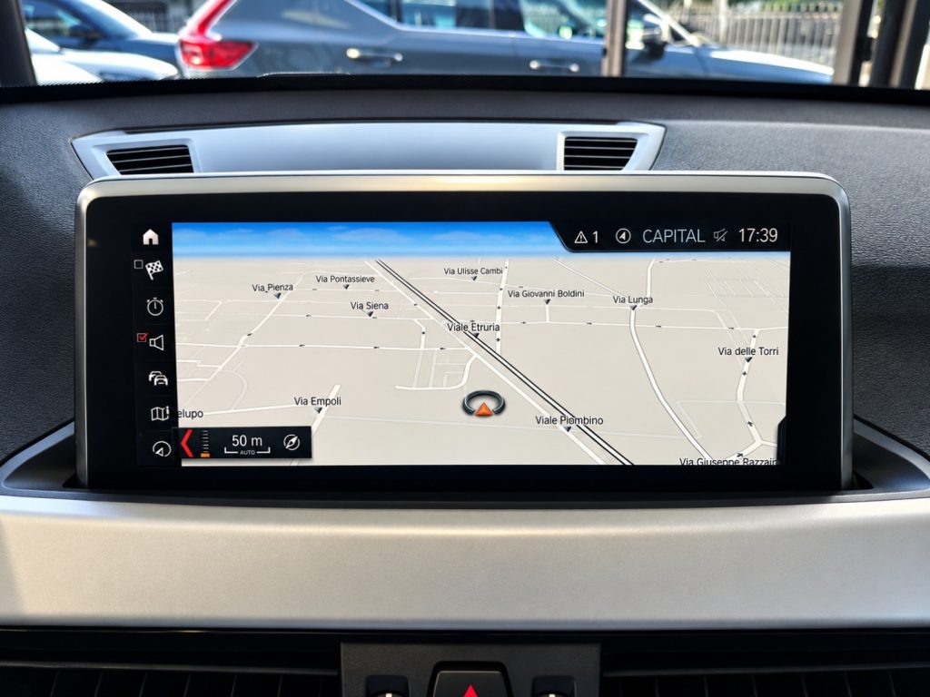 BMW X1 xDrive18d Automatic Business Advantage Aziendale - 11