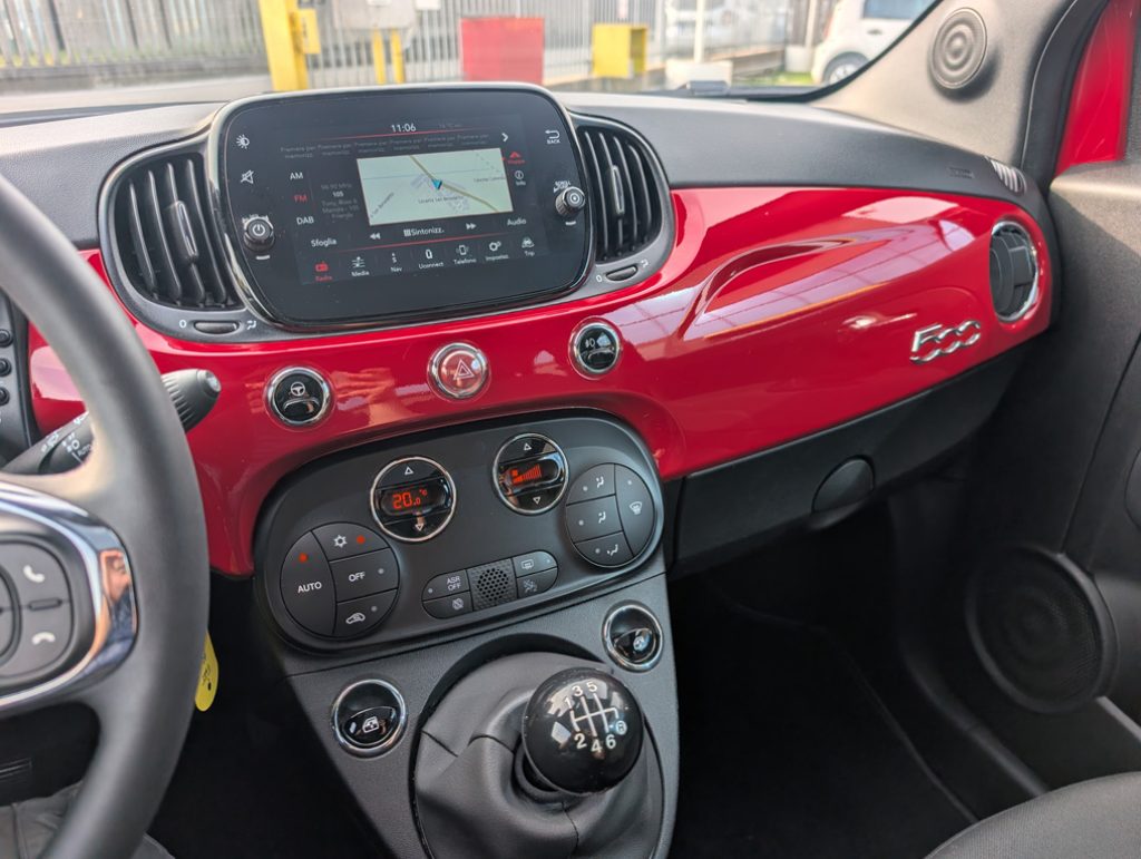 FIAT 500 1.0 Hybrid Dolcevita OK NEOPATENTATI Aziendale - 26