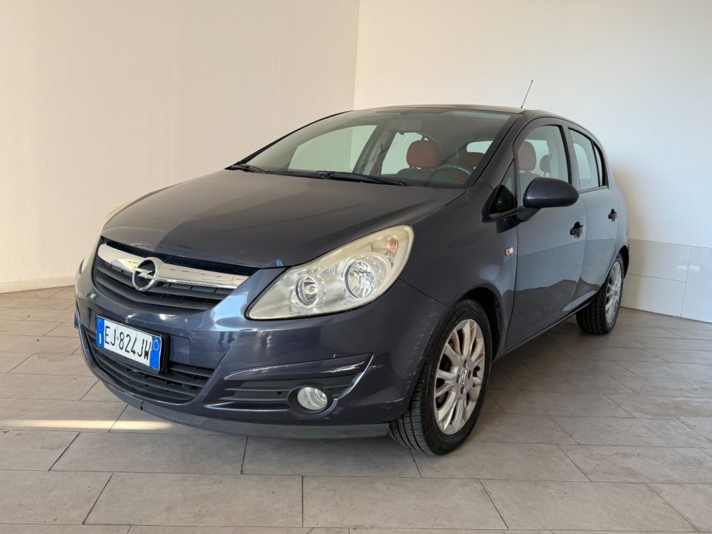 OPEL Corsa 1.2 5 porte Cosmo - 2