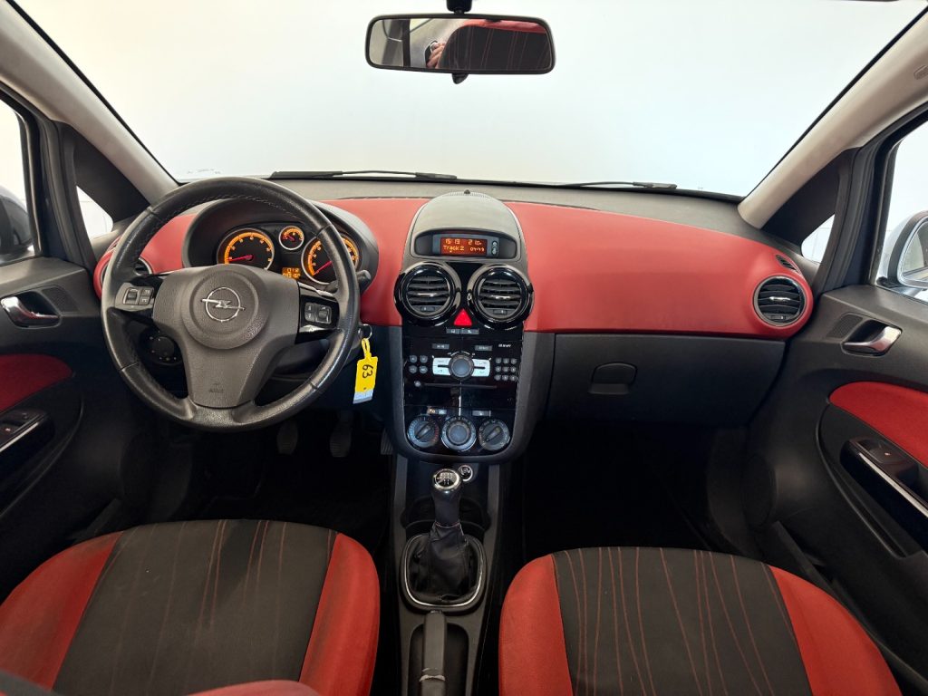 OPEL Corsa 1.2 5 porte Cosmo - 8