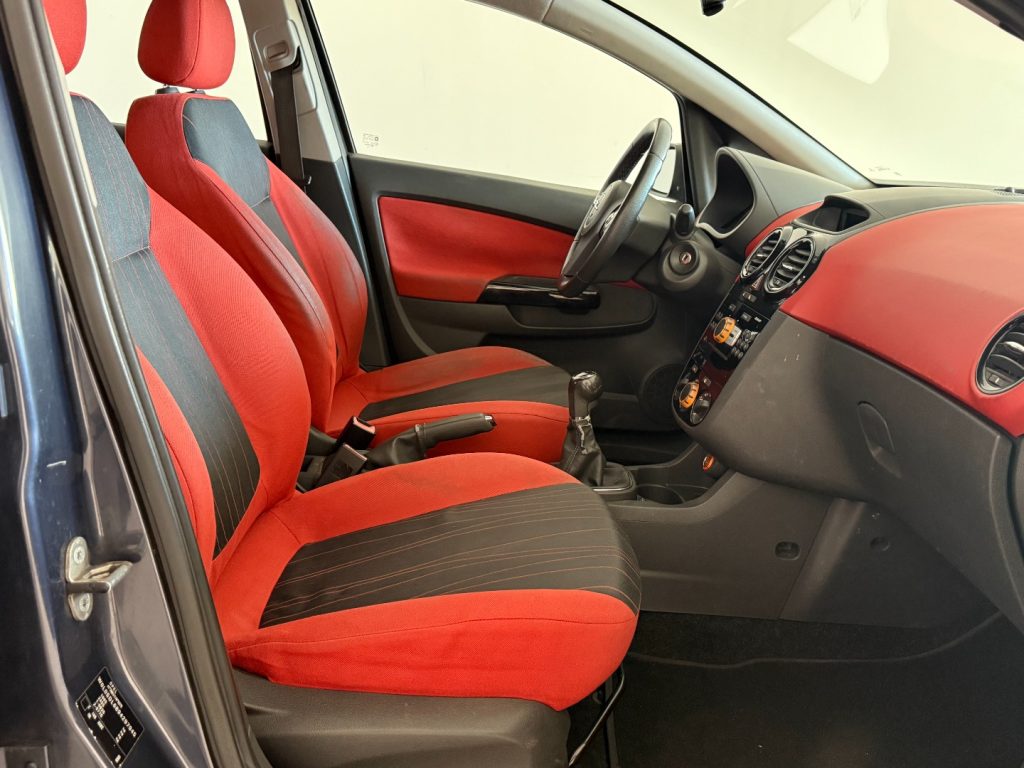 OPEL Corsa 1.2 5 porte Cosmo - 14