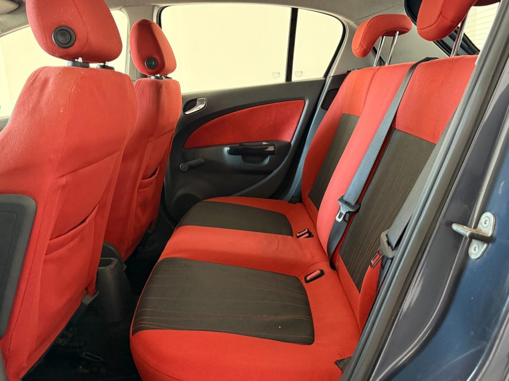 OPEL Corsa 1.2 5 porte Cosmo - 15