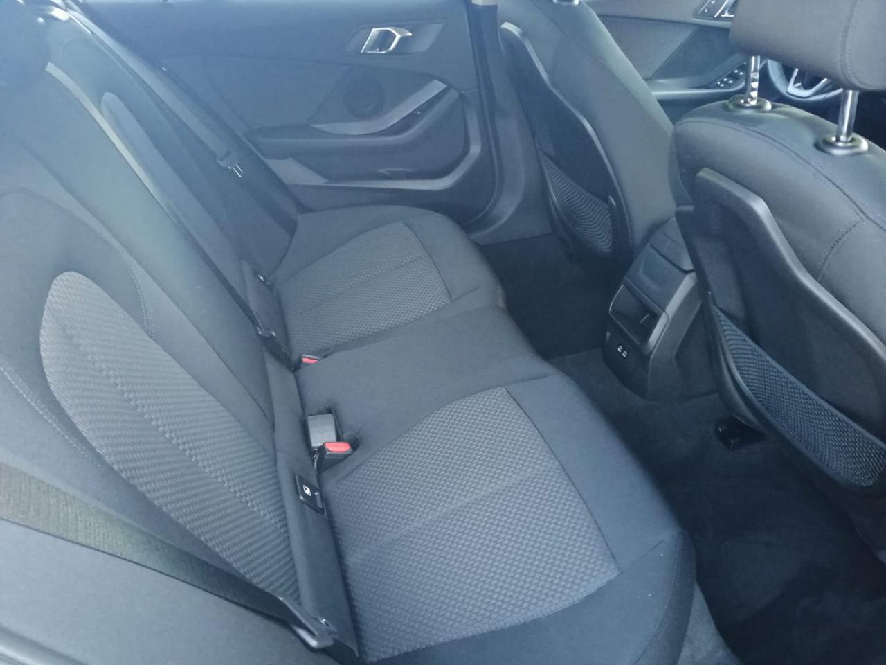 BMW 118 d 5p. Business Advantage - 16