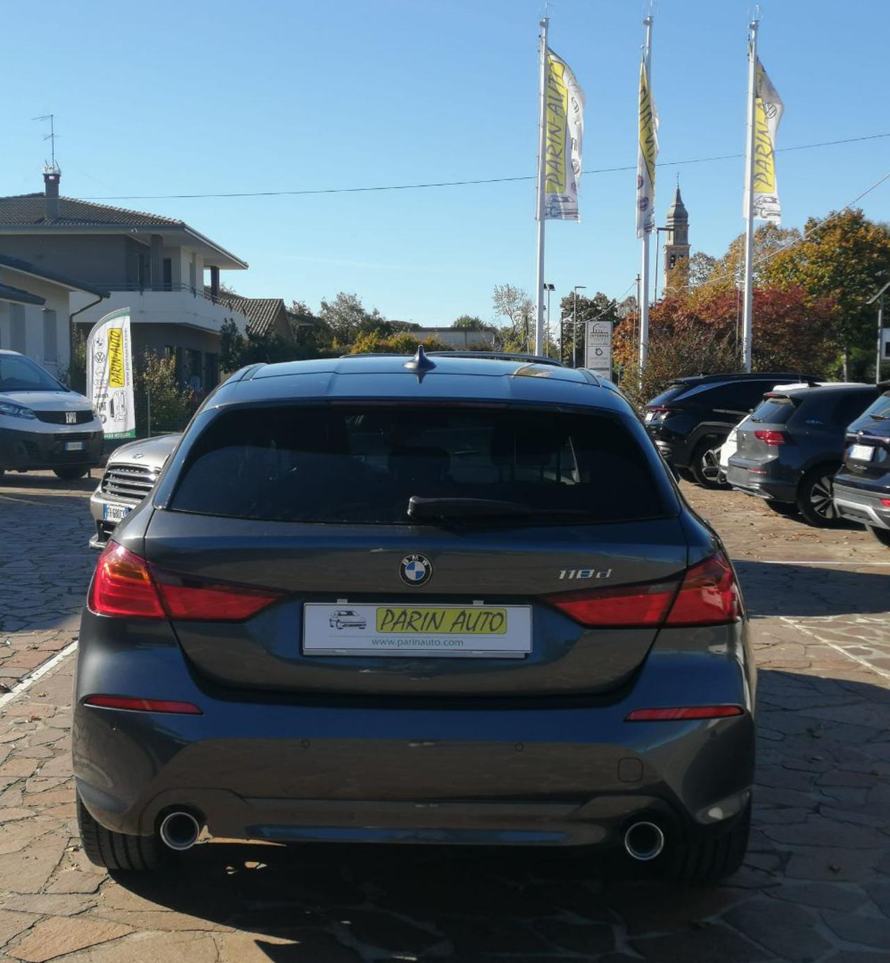 BMW 118 d 5p. Business Advantage - 5