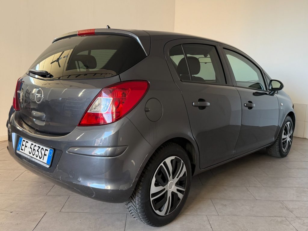 OPEL Corsa 1.2 5 porte Edition - 4