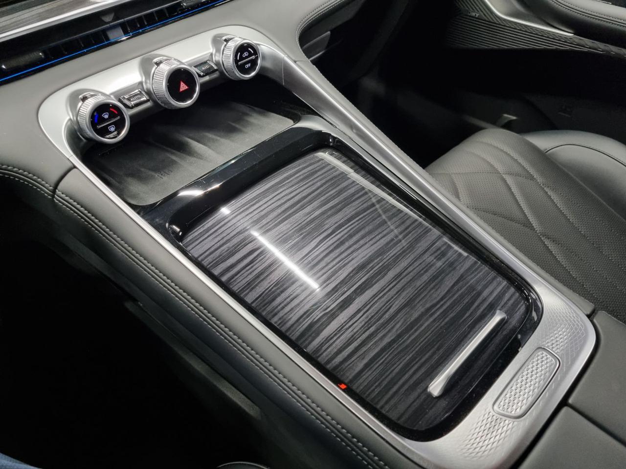 OMODA 9 Omoda 9 1.5 TGDI 537 CV Super Hybrid System i-AWD - 13