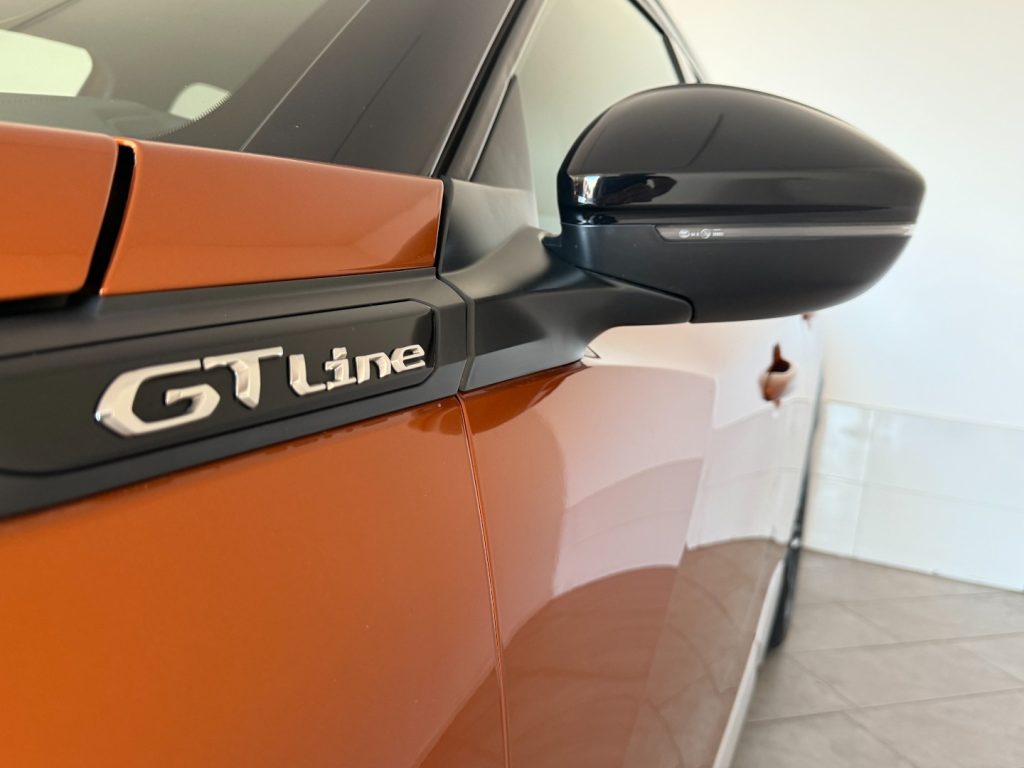 PEUGEOT 2008 PureTech 130 S&S GT Line - 7