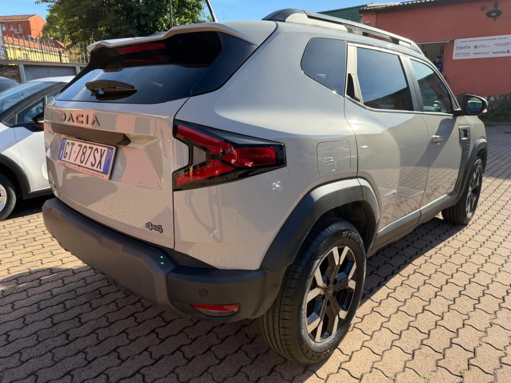 DACIA Duster Tce 130 CV MHEV 4x4 Extreme - 6