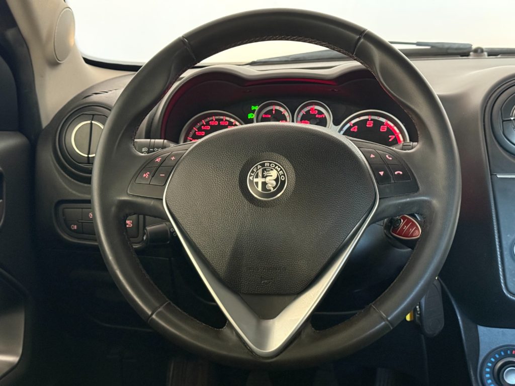 ALFA ROMEO MiTo 1.4 78 CV 8V S&S Urban - 10