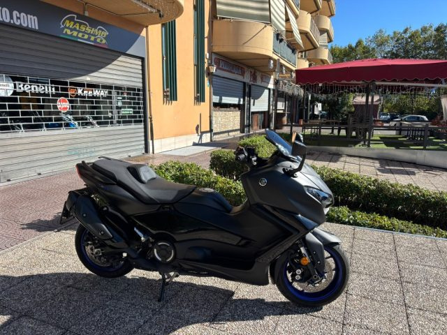 YAMAHA T-Max 560 Antracite pastello