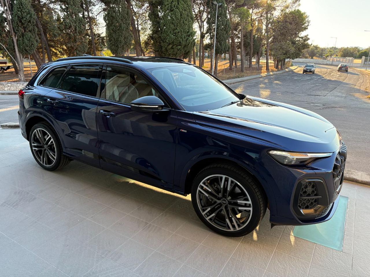 AUDI Q5 TDI 150 kW mHEV+ S tronic quattro S line edition. - 3