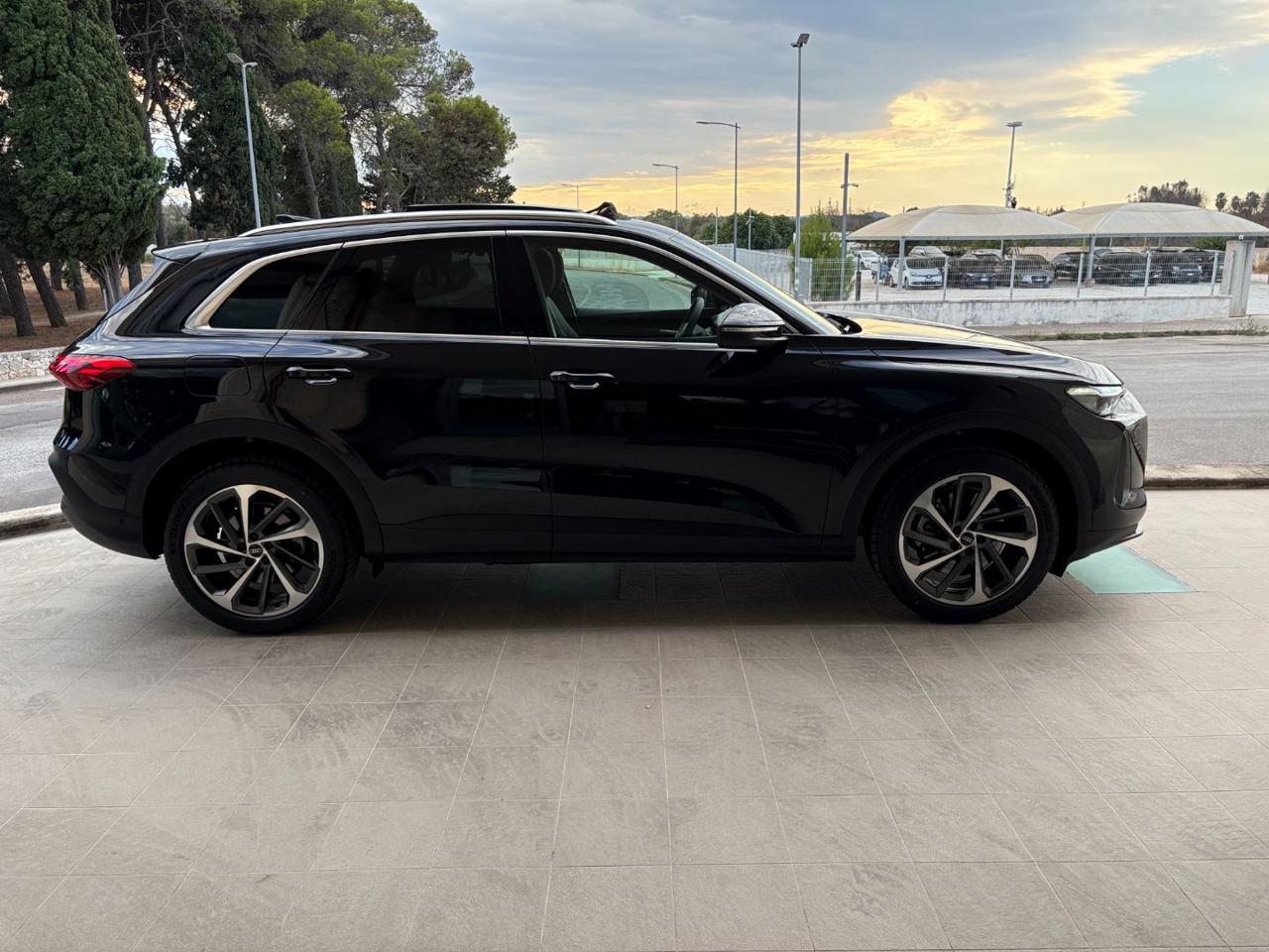 AUDI Q5 2.0 TDI mHEV+ S tronic quattro Business Advanced. - 4