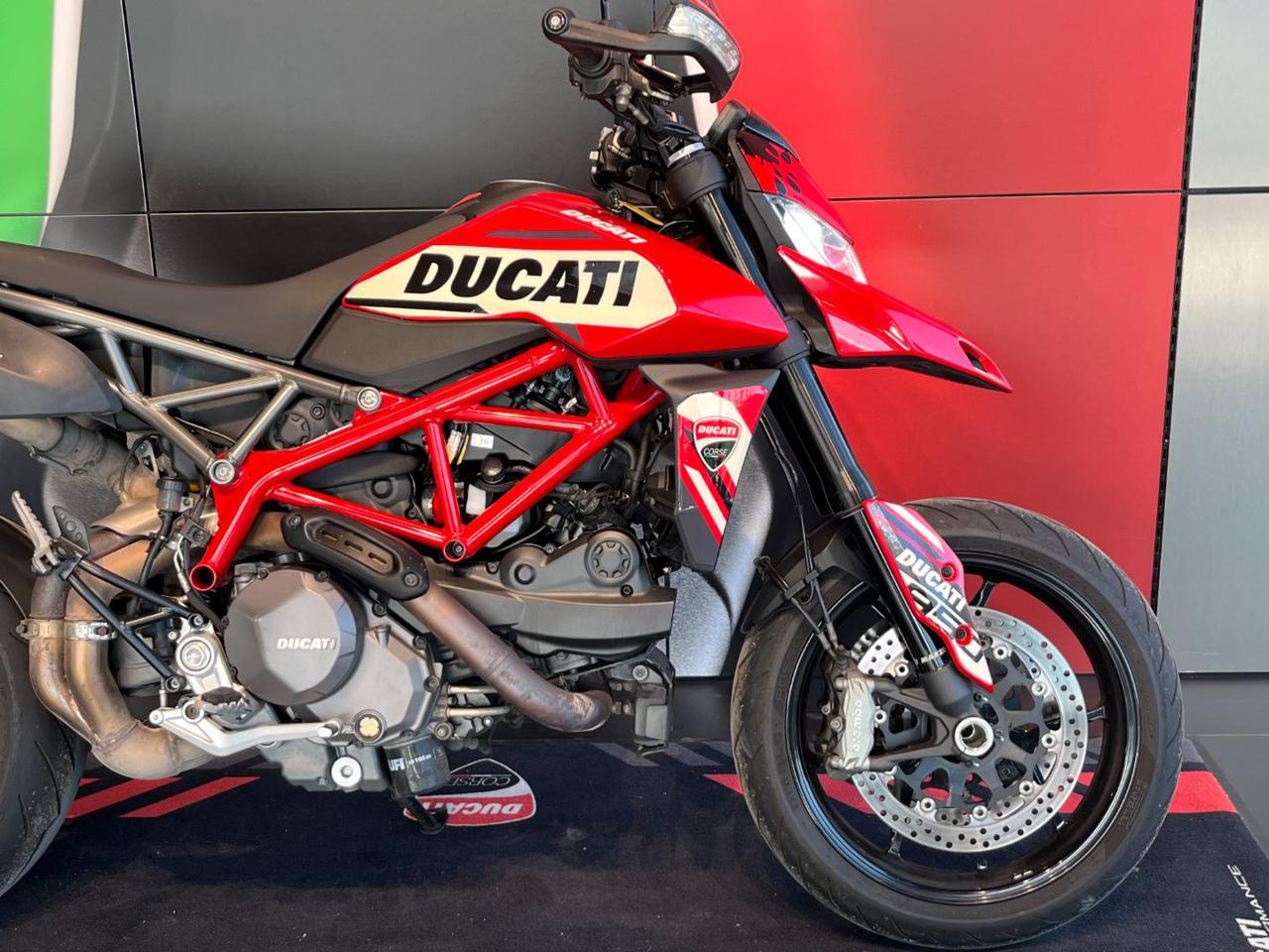 DUCATI Hypermotard 950 RED - 5