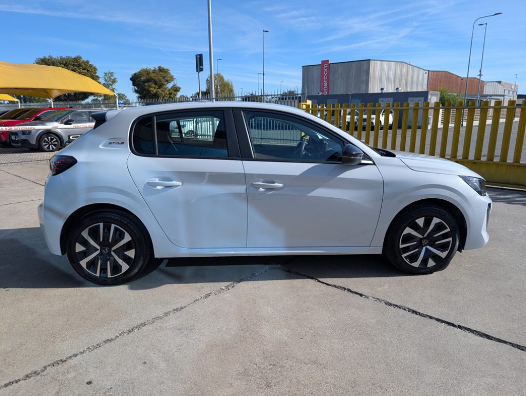 PEUGEOT 208 PureTech 100CV S&S 5 porte Style OK Neopatentati - 4