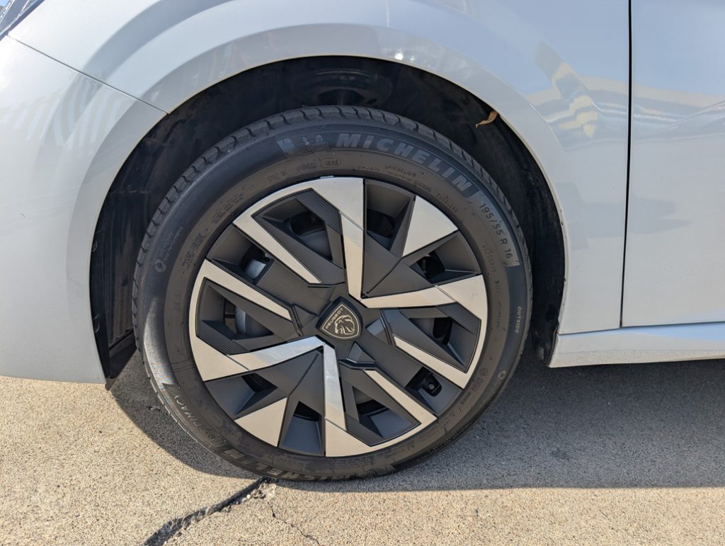 PEUGEOT 208 PureTech 100CV S&S 5 porte Style OK Neopatentati - 8
