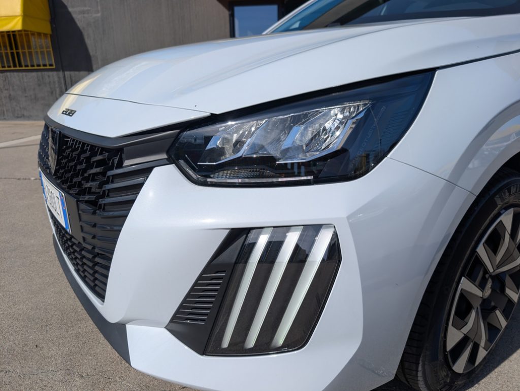 PEUGEOT 208 PureTech 100CV S&S 5 porte Style OK Neopatentati - 10