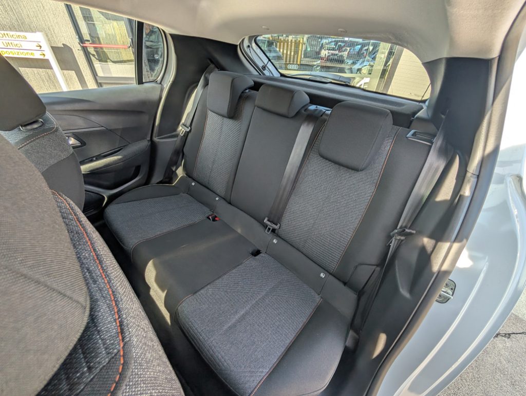 PEUGEOT 208 PureTech 100CV S&S 5 porte Style OK Neopatentati - 21