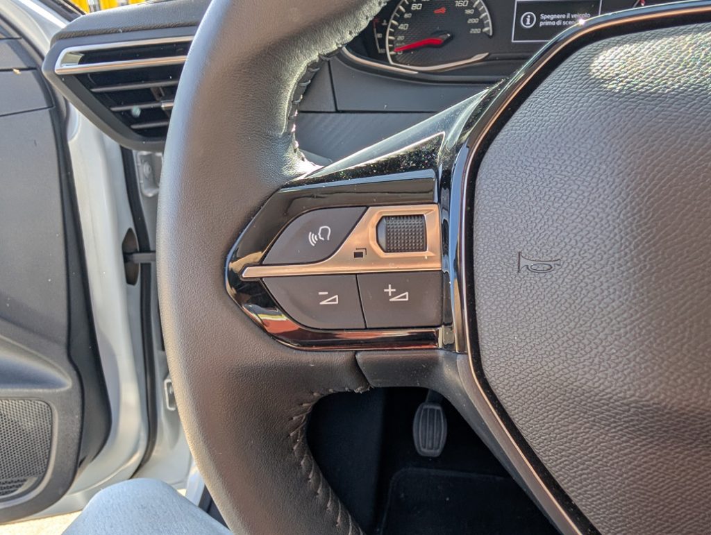 PEUGEOT 208 PureTech 100CV S&S 5 porte Style OK Neopatentati - 27