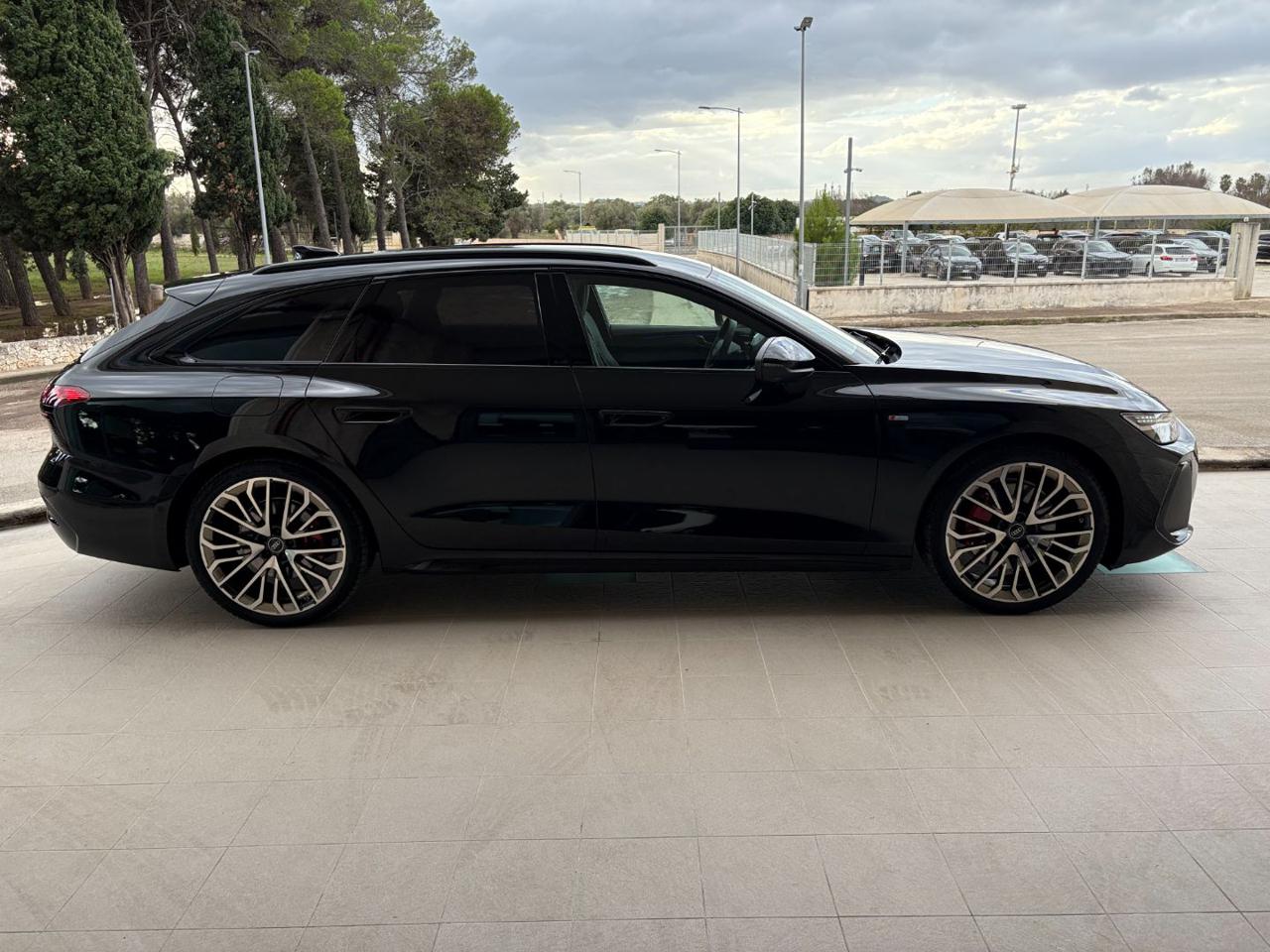 AUDI A6 Avant 3.0 TDI mHEV+ quattro S tronic S line ed. - 4