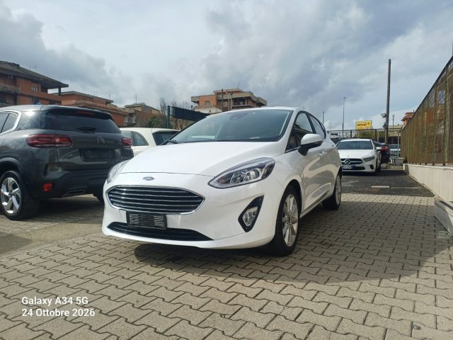 FORD Fiesta Bianco pastello