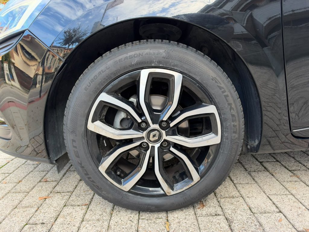 RENAULT Clio dCi 8V 75 CV 5 porte Moschino Intens - 16
